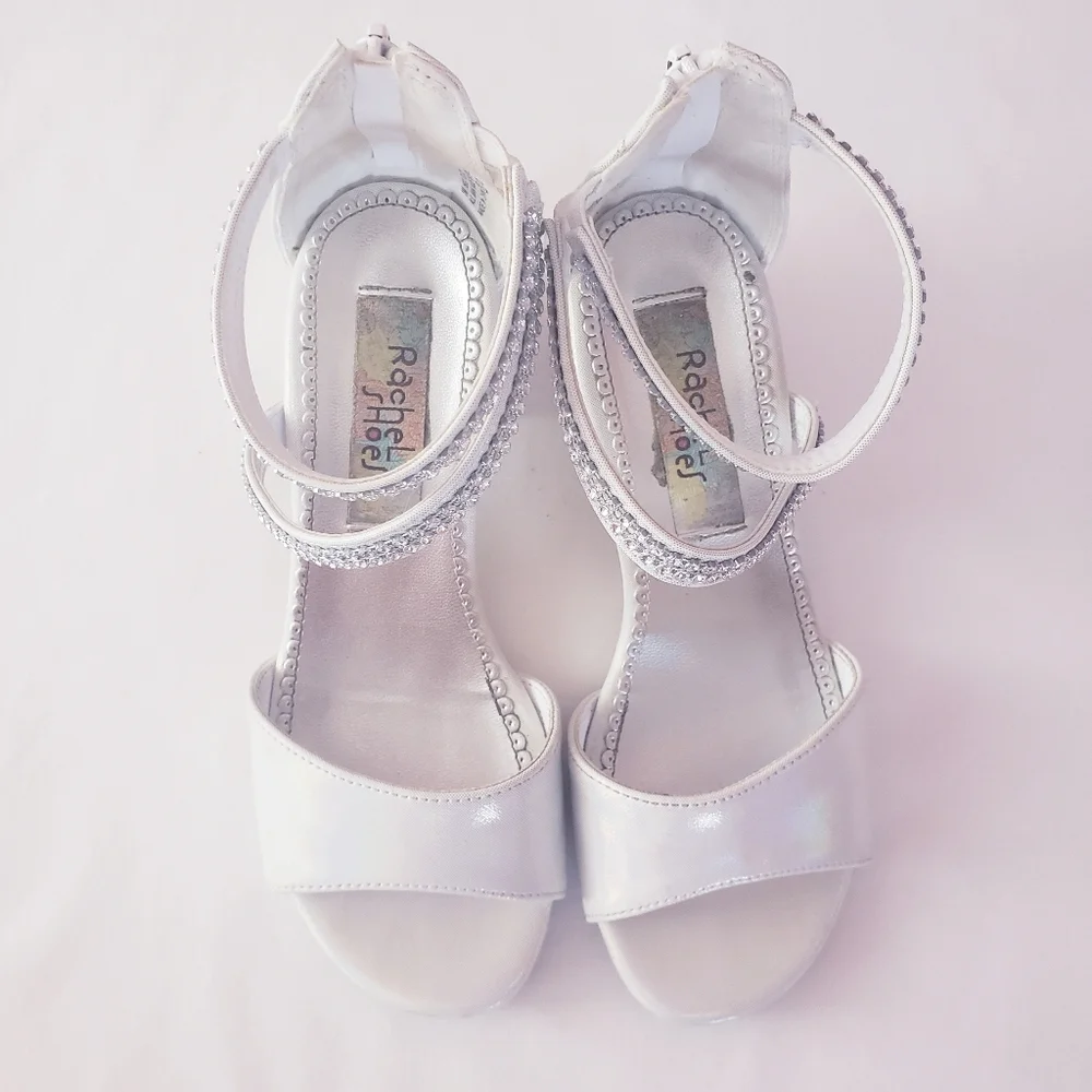 Girls white sandal