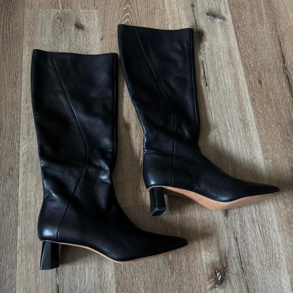 Vince Black Femi Pointed Tall Knee High Leather Boots‎ size women's 8.5