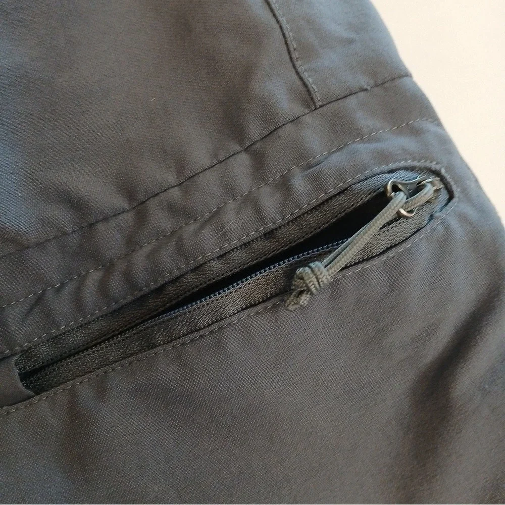 Lot of 2 The North Face Men's Nylon Hiking Shorts Size 32 Black Gray side zipper
