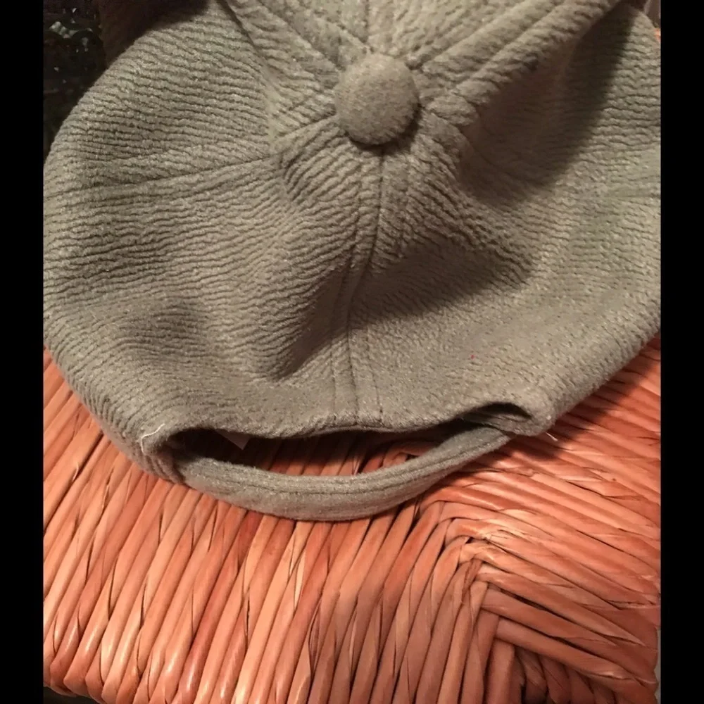 Free People coordinating hat