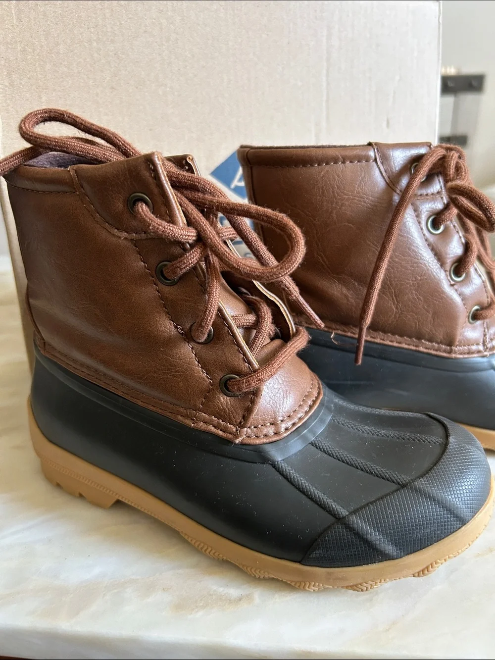 Sperry up home blue