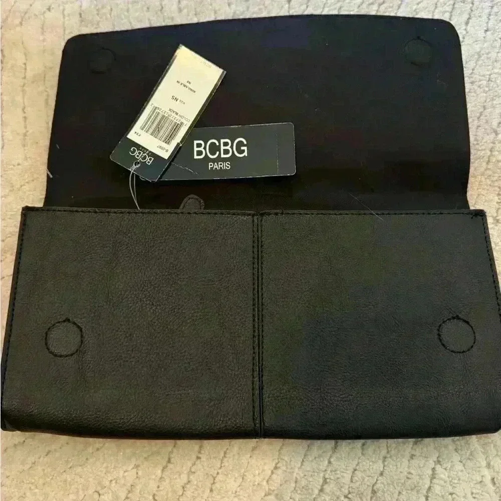 BCBG London clutch wallet