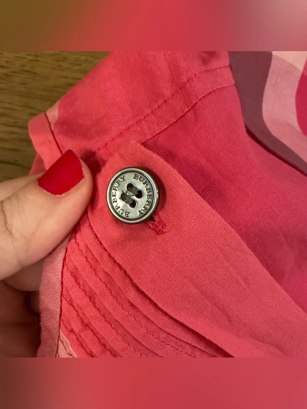 Burberry item description