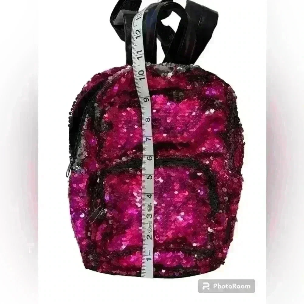 None mini sequin