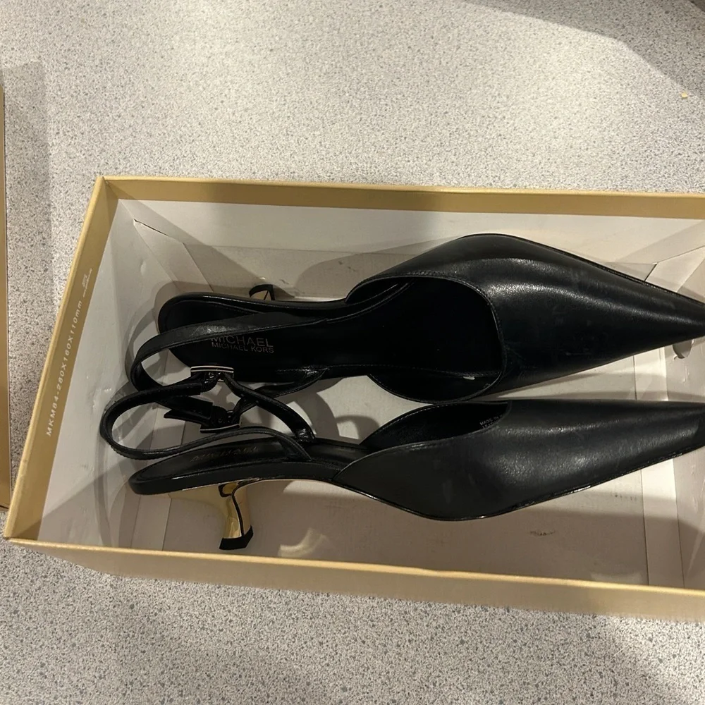 Michael Kors Women's Luna Slingback Kitten-Heel Pumps Black Size 8.5 New In Box