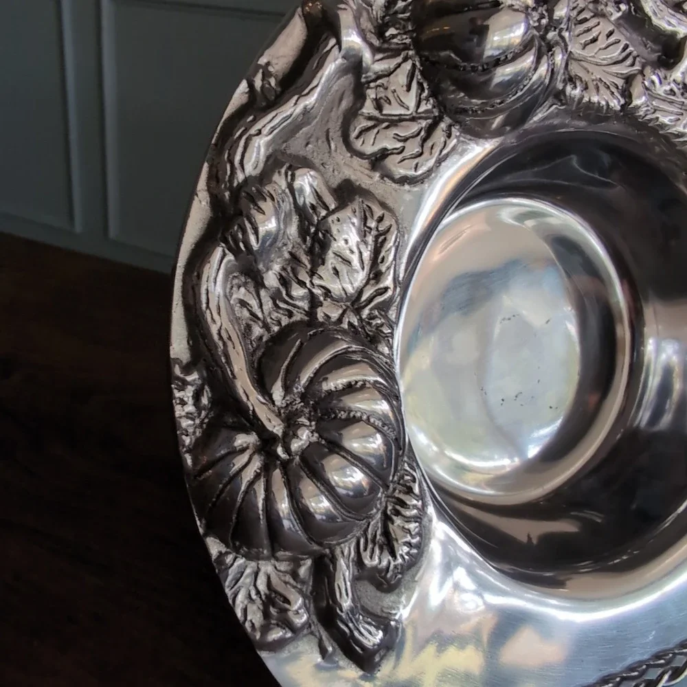 Holland Boone Polished Pewter Pumpkin Harvest Bowl Repousse Fall Relief 3D