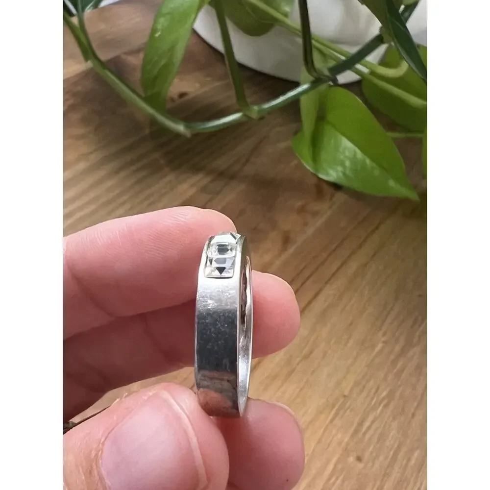 Unbranded silver size