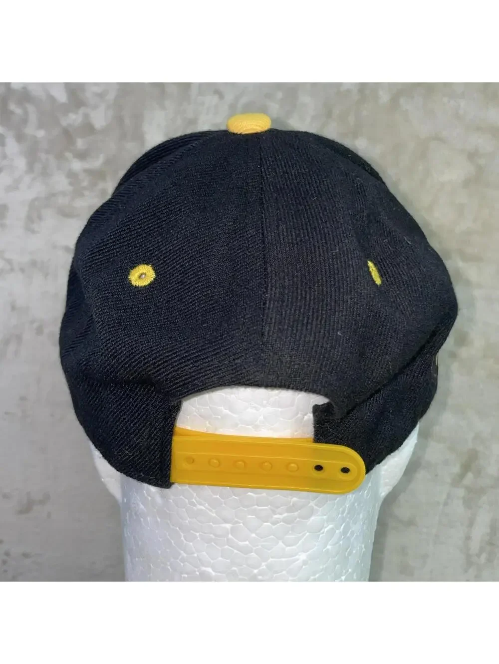 Young & Reckless Y&R LA Mens Black Yellow Snapback Baseball Hat Cap OSFM