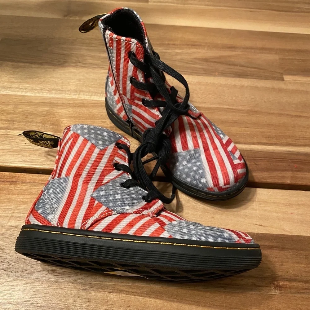 Dr. Martens never new 22