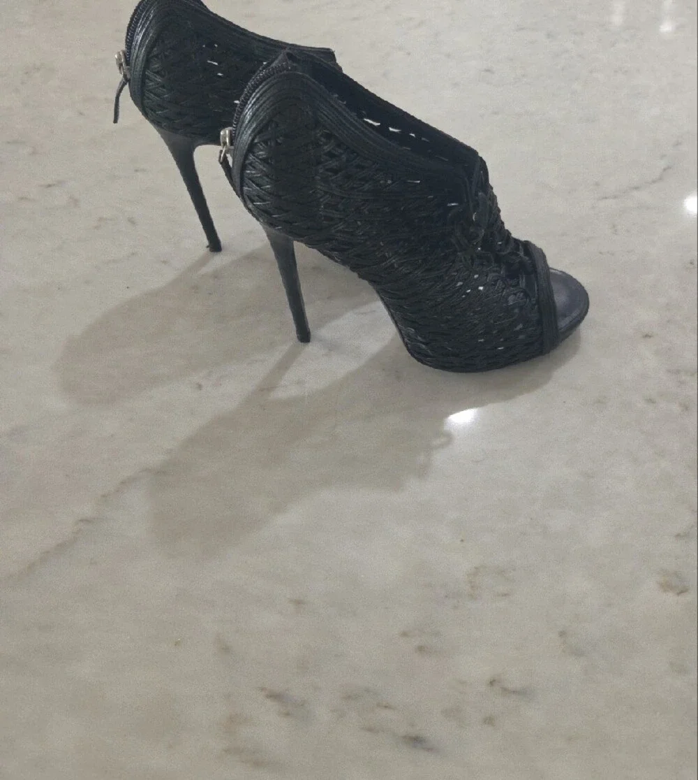 Tabitha Simmons stylish woven