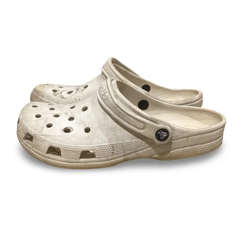 CROCS white crocks
