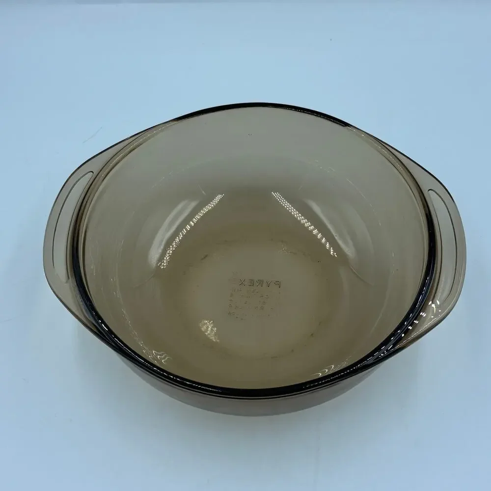 Vintage PYREX Amber Glass 1.5L Round casserole Dish Model 023 NO LID