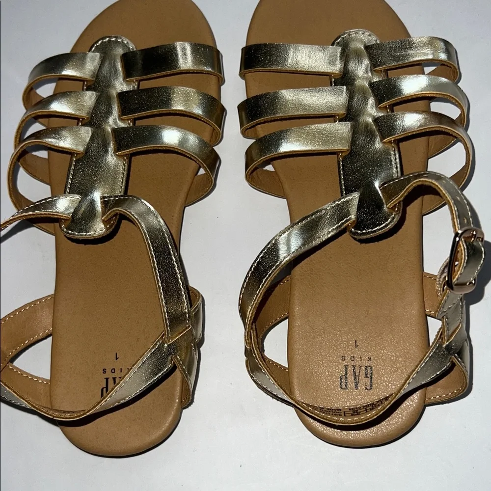 GAP stylish gold