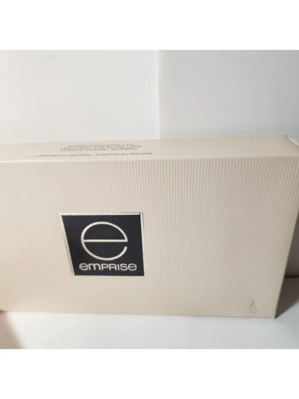 Avon vintage emprise