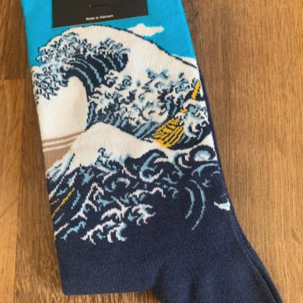 Hot Sox new hokusai