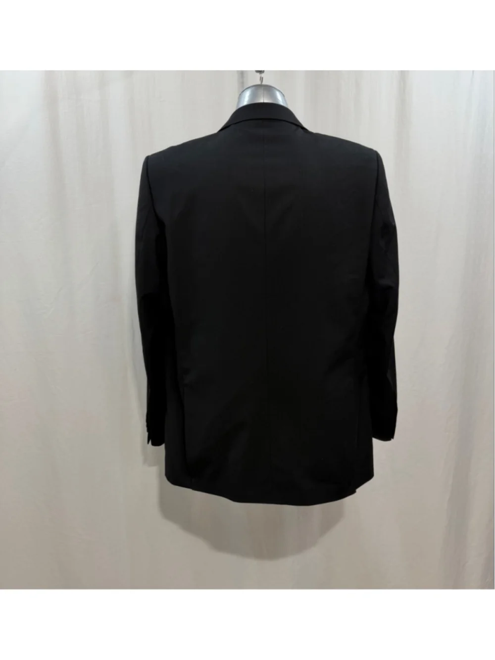 Unbranded includes across button