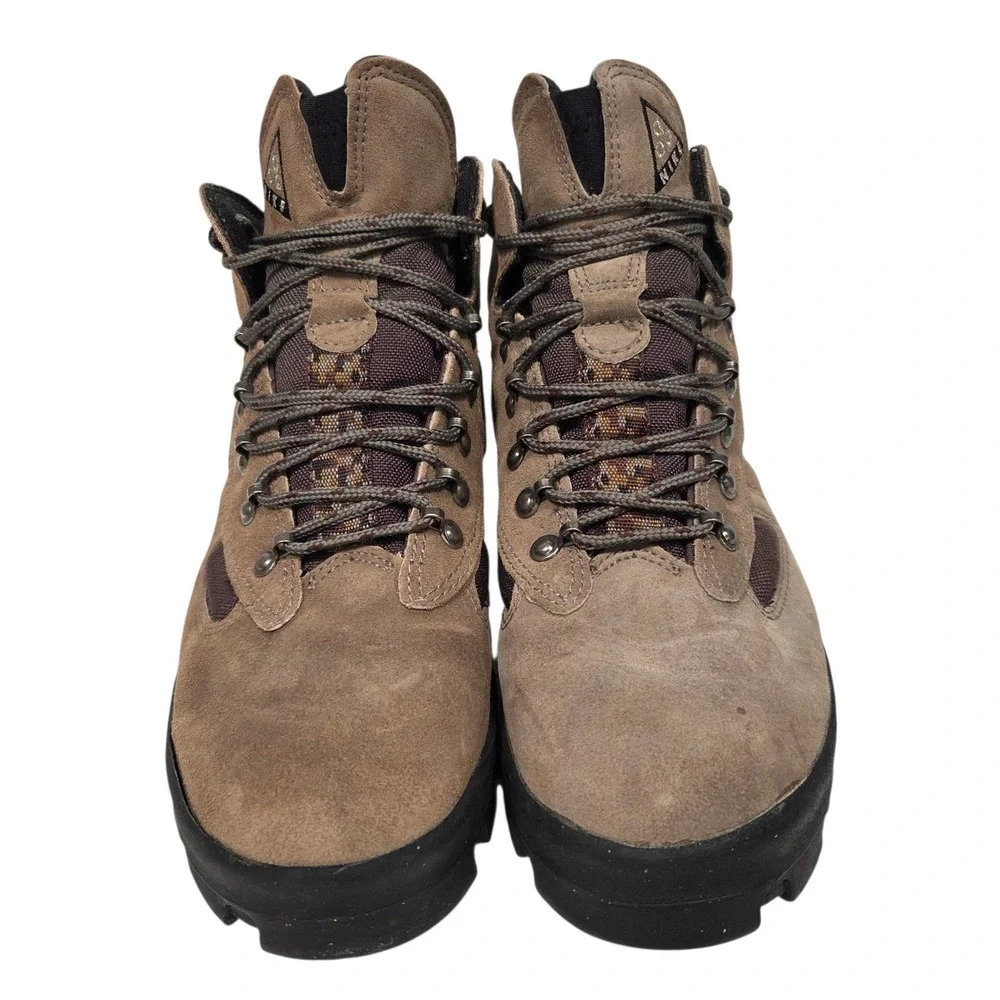 Vintage Nike ACG Air Hiking Boots 90s Mens 8.5 Brown Suede Camo Gorpcore Vtg