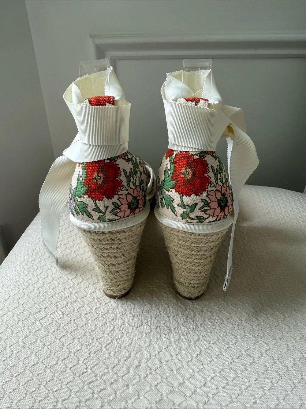 Veronica Beard Soleil White Floral  Embroidered Espadrille Wedges Sandal
