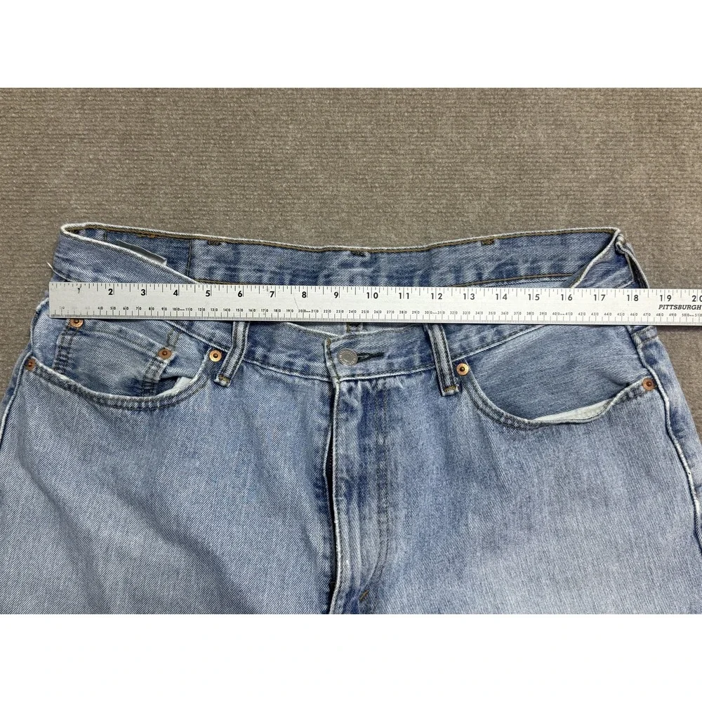 Levis 550 Jeans Mens 38x32 Light Wash Relaxed Fit Tapered Leg‎ Denim Zip Fly