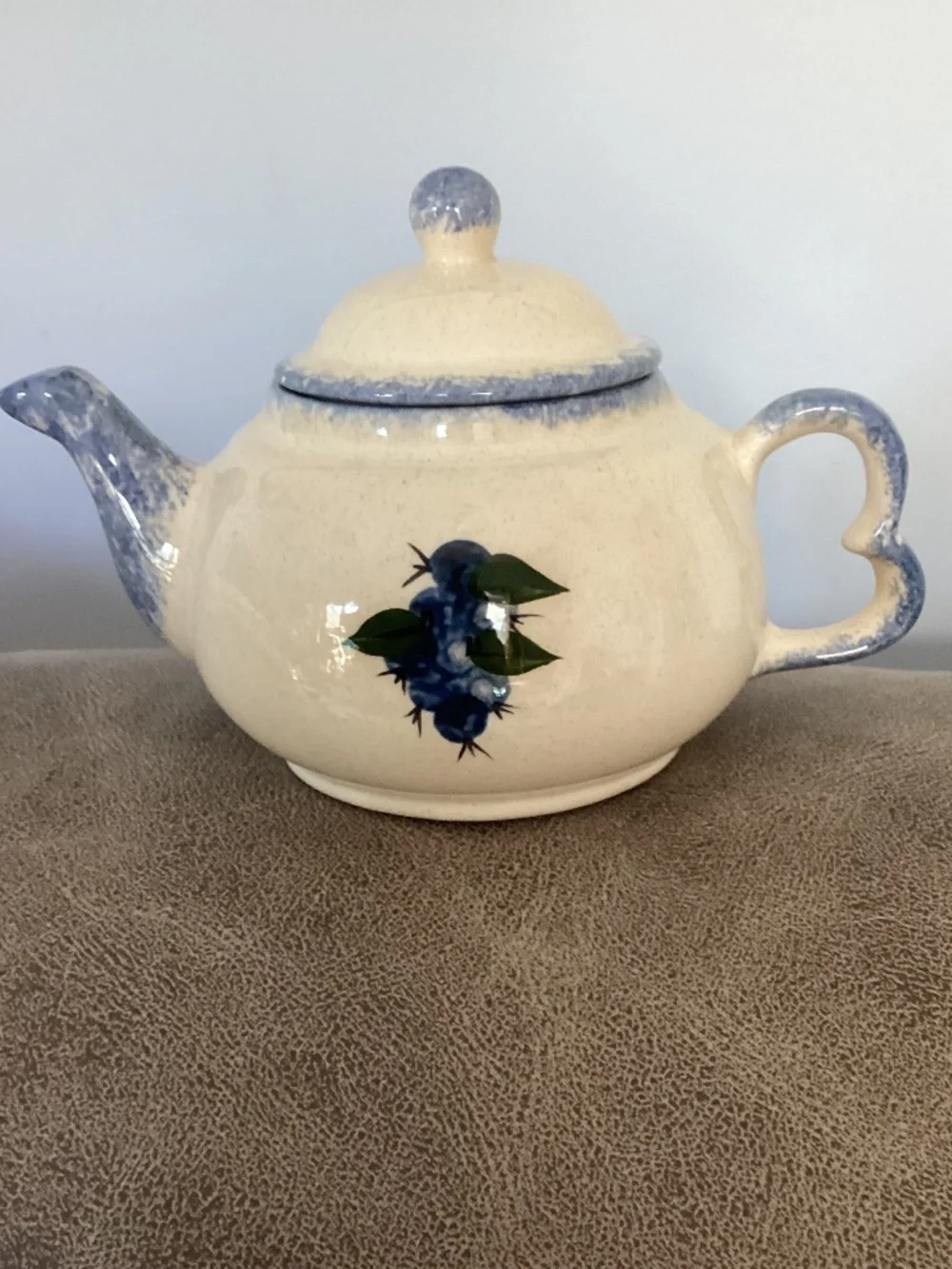Blueberry & blue splatter ware  stone pottery teapot new condition