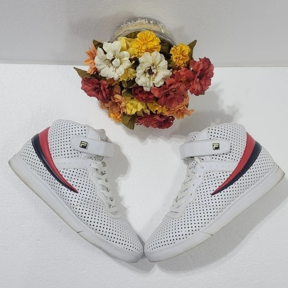 FILA MEN'S WHITE SNEAKERS SZ.11