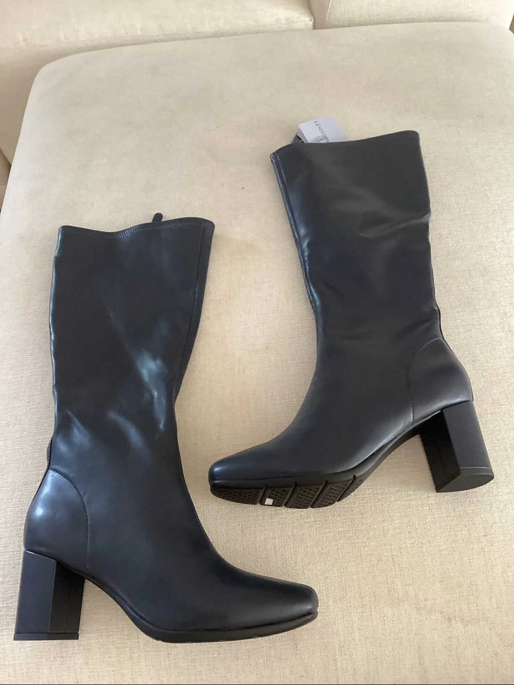 Aerosoles Women's Tall Shaft Leather Boots in Navy, size 9, NWT No box