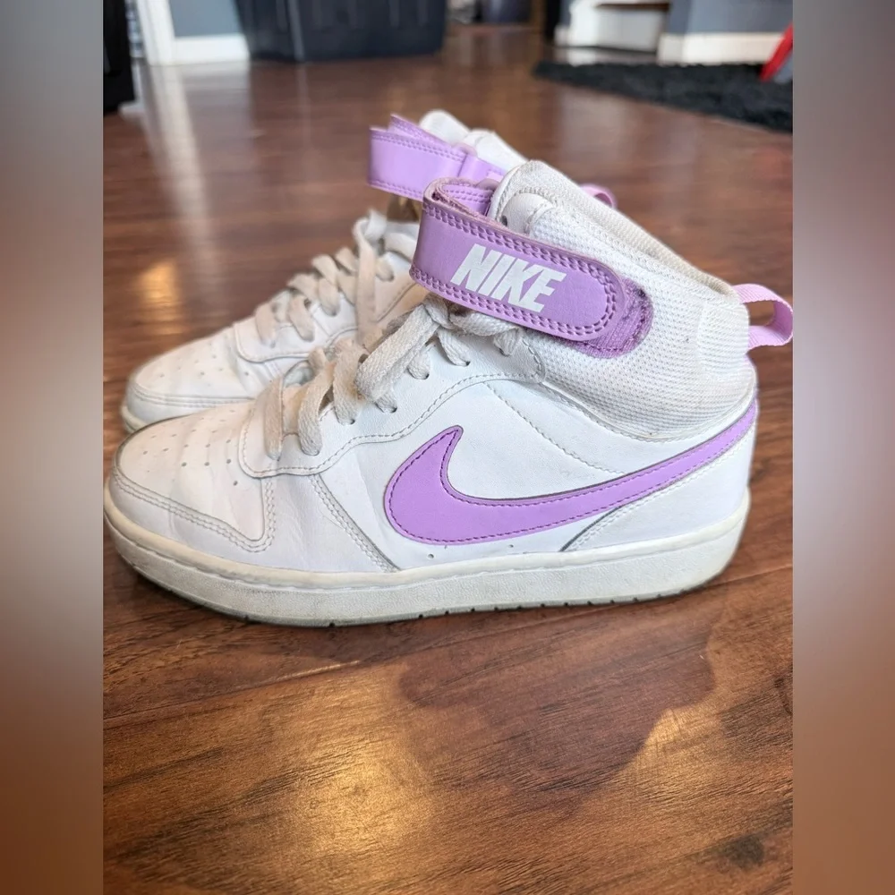 Nike sneakers style highlights