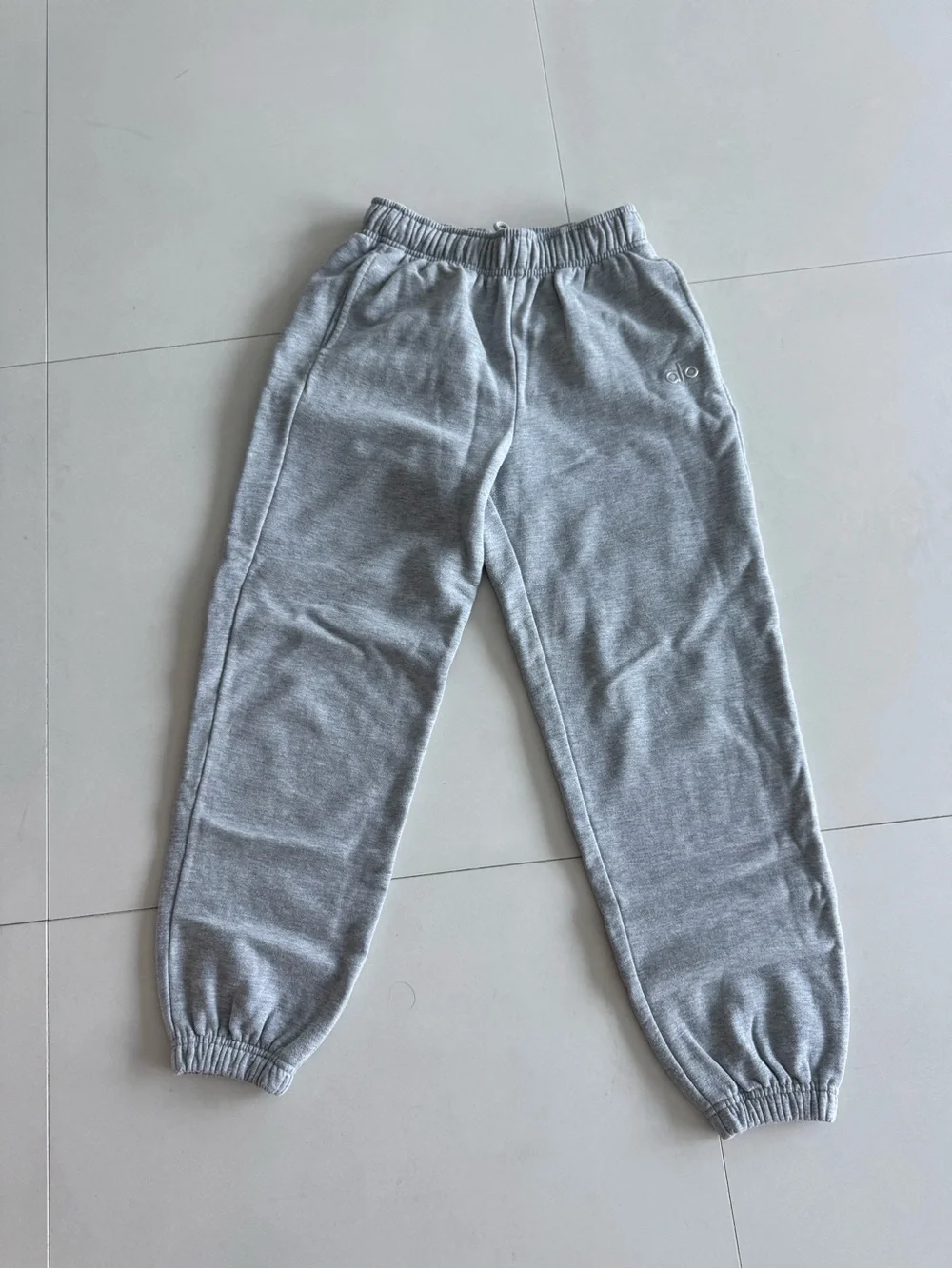 ALO Yoga Kids Light Gray Jogger Sweatpants