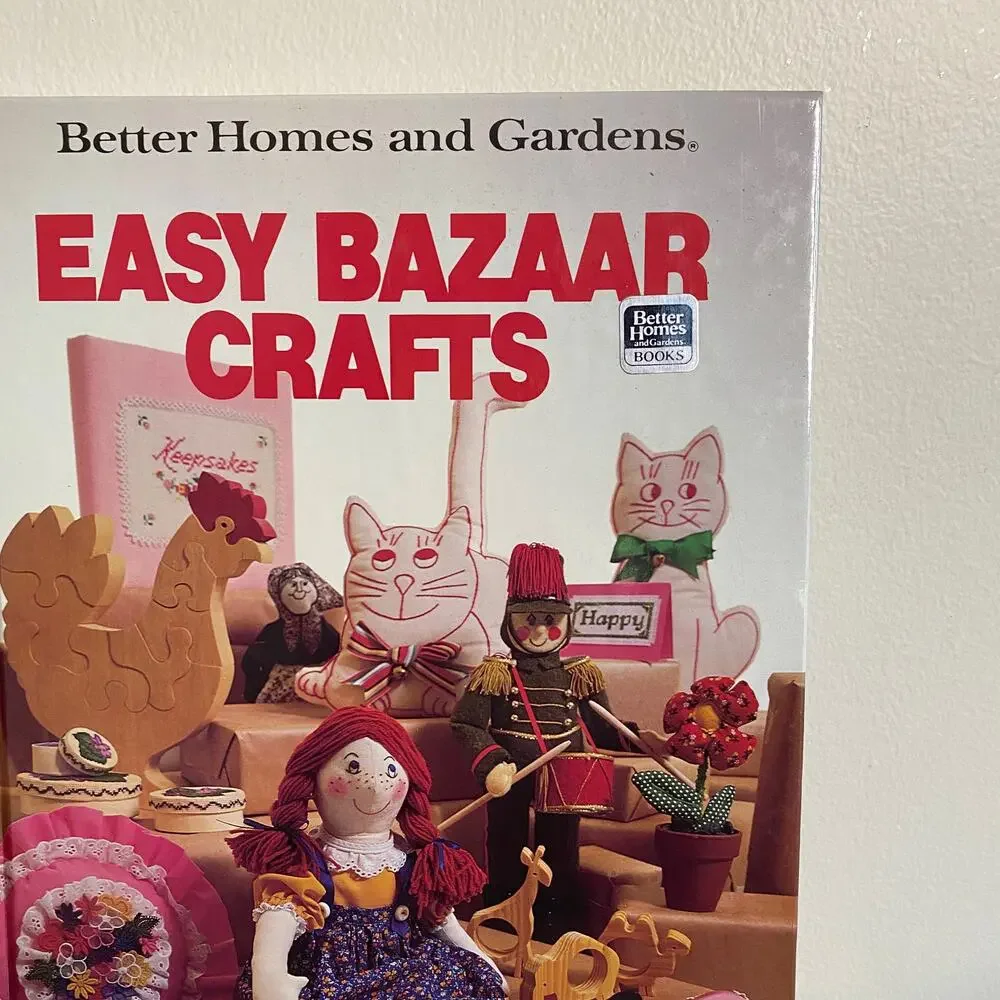 Vintage 1981 Better Homes & Garden Easy Bazaar Crafts Book