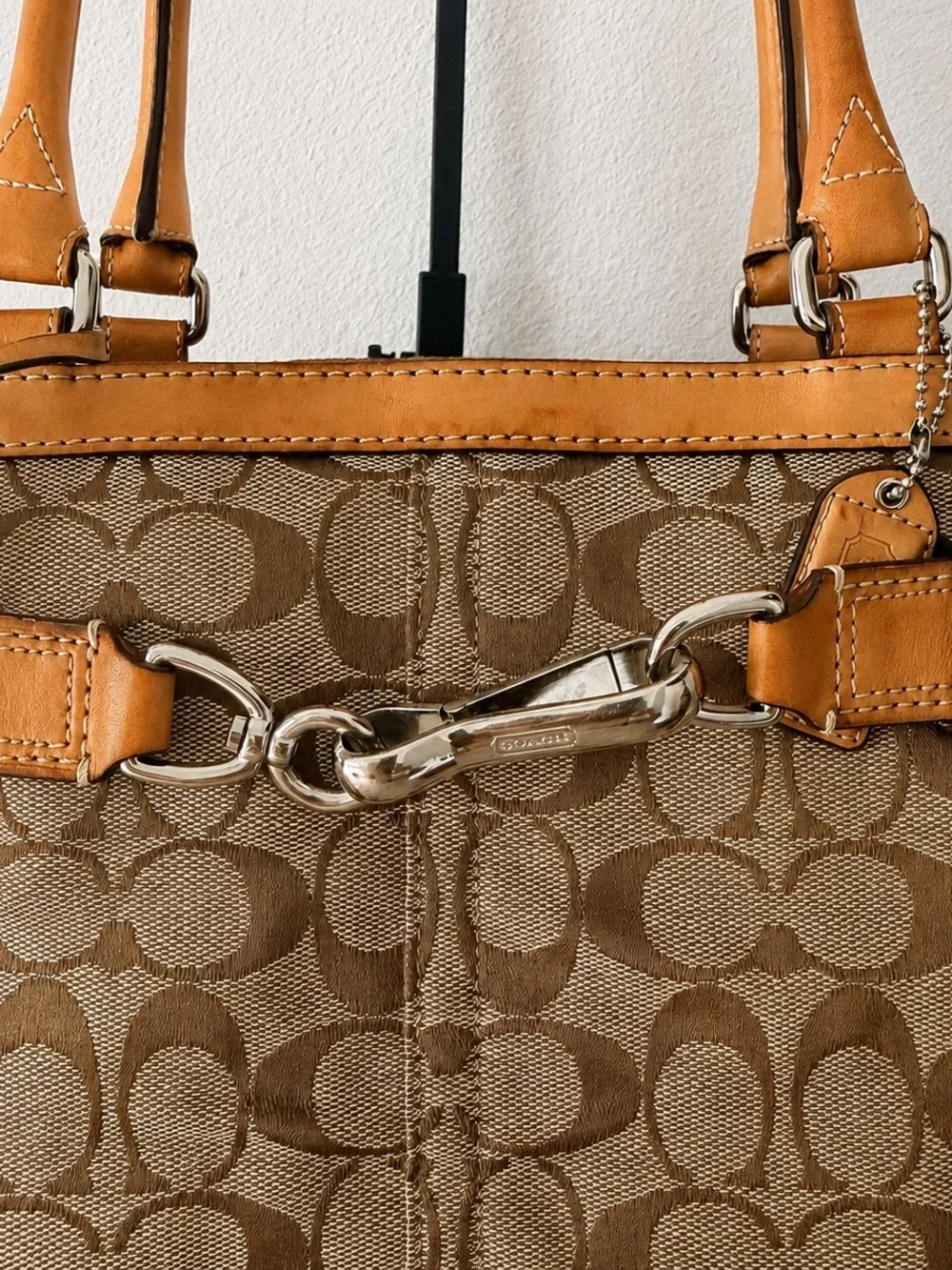Vintage Y2K Coach Hamptons 8K07 Signature Jacquard Carryall Tote Tan Leather