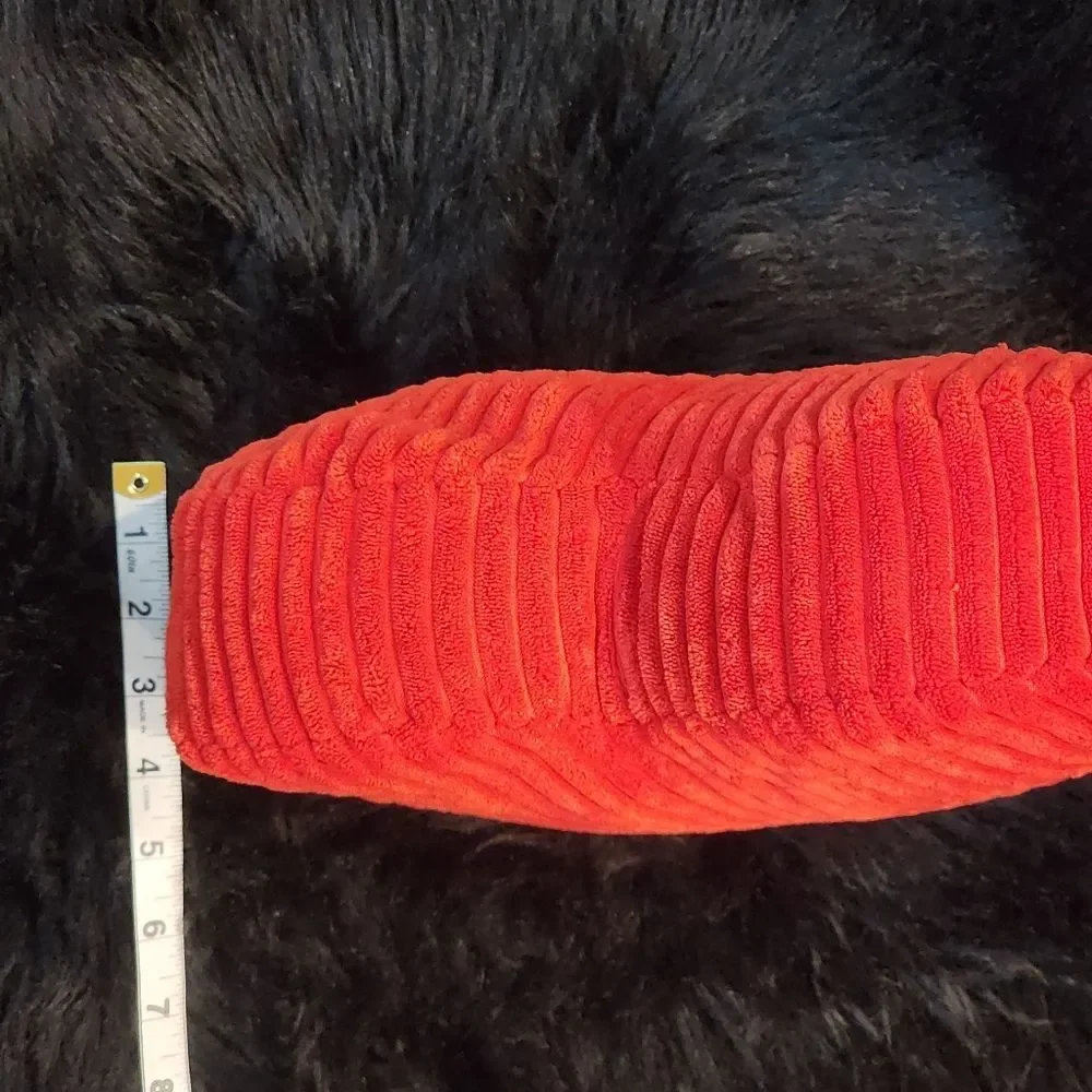 N/A red faux