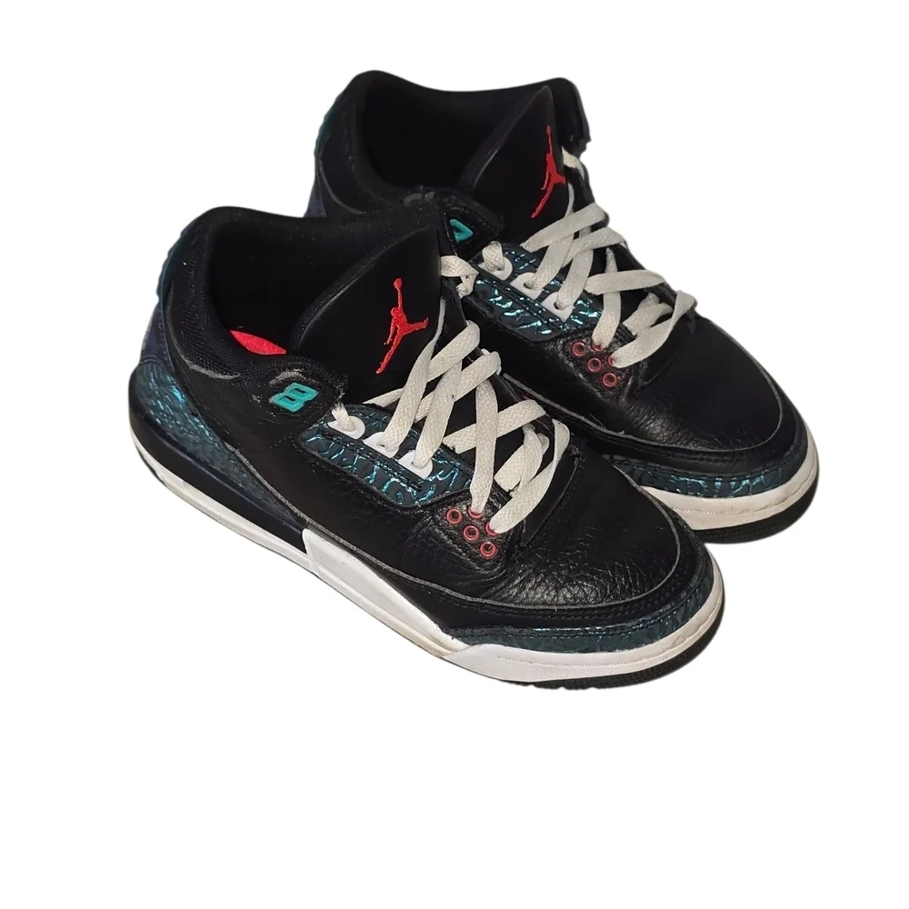 Nike Air Jordan 3 Retro 3 (GS) Youth Black Hyper Jade Red Sneaker Shoes Size 4Y