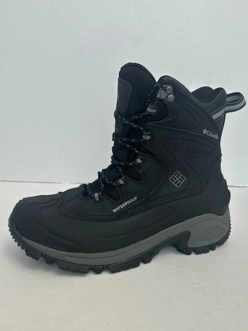 Columbia Bugaboot II BL1674-010 Waterproof Snow Boots Women’s Size 8.5