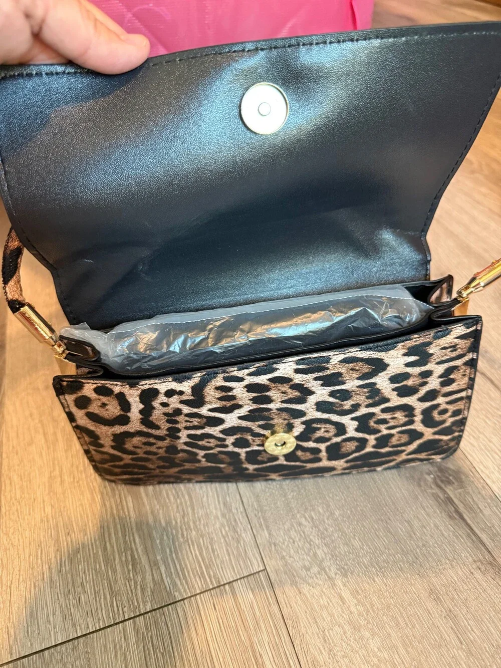 N/A stylish leopard
