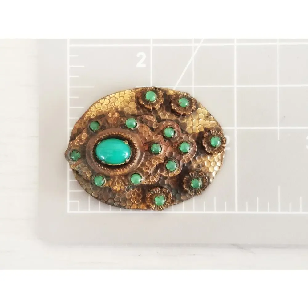 Antique Hammered Gold-tone Two-Layered Oval Jade Peking Glass Dress Clip