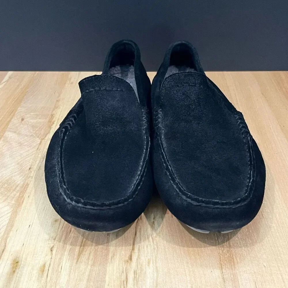 UGG Black Suede Henri k Flats with 2 insoles. Excellent condition. Size 10
