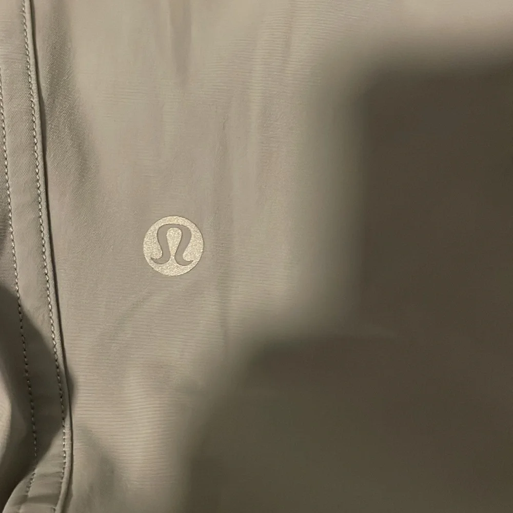 lululemon athletica Gray Women's Pants Size 4