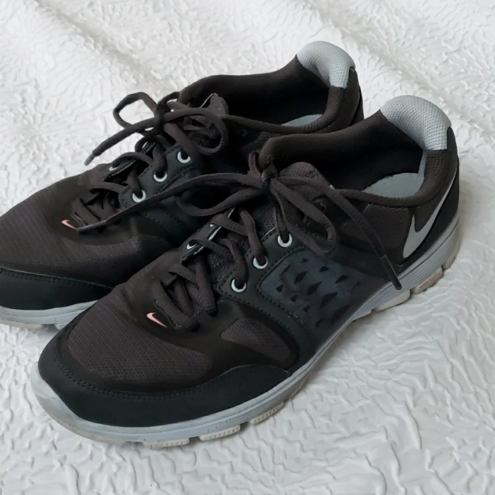 Nike women free