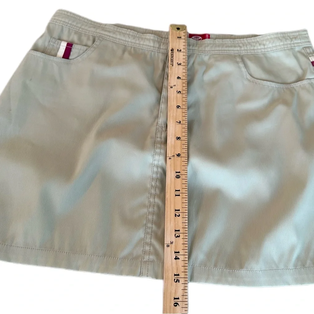 Roxy Quiksilver ready but