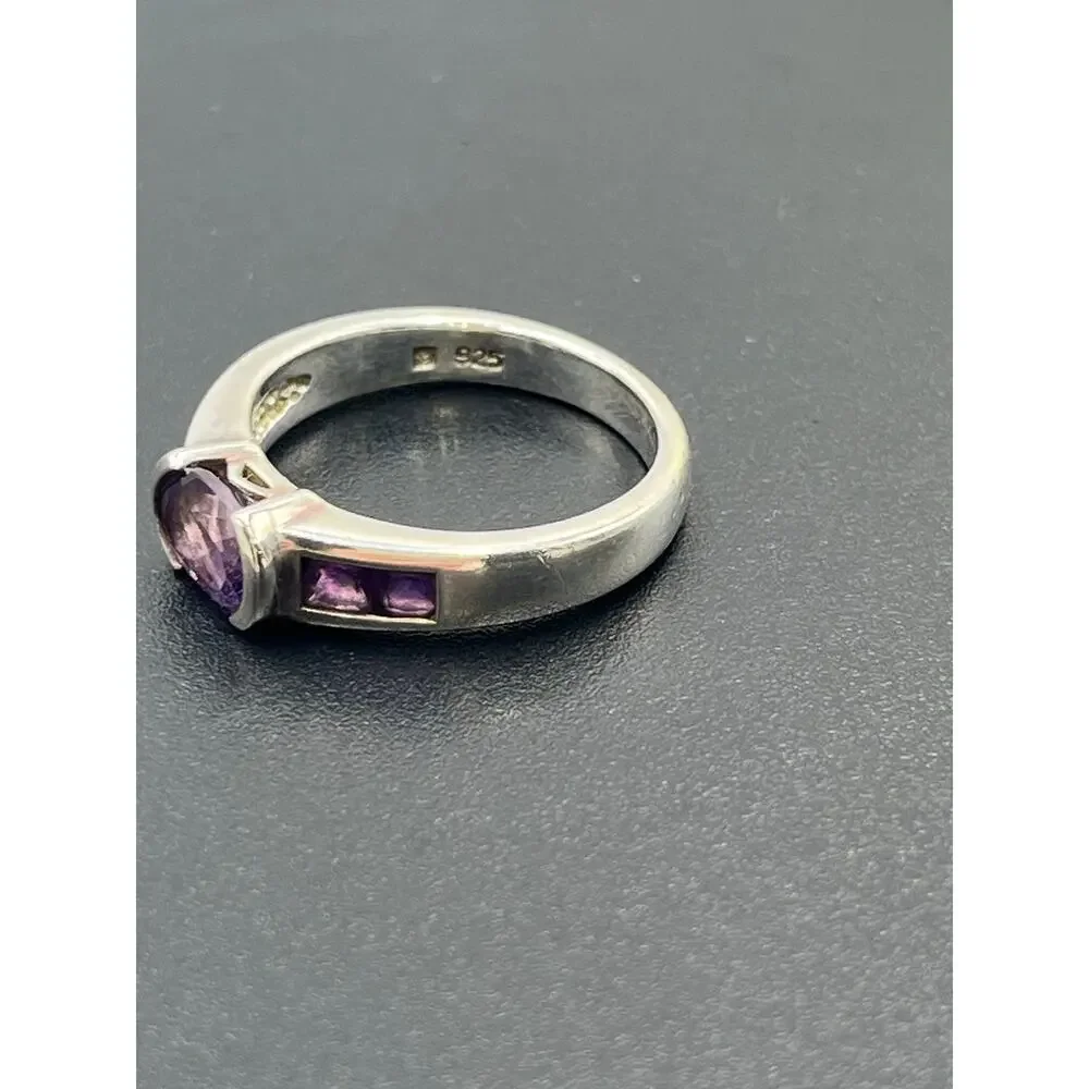 Sterling Silver 3-Stone Amethyst Oval Center‎ Stone Heart Makers Ring Size 8.25
