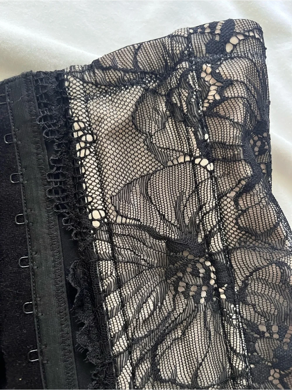 Maidenform like lace