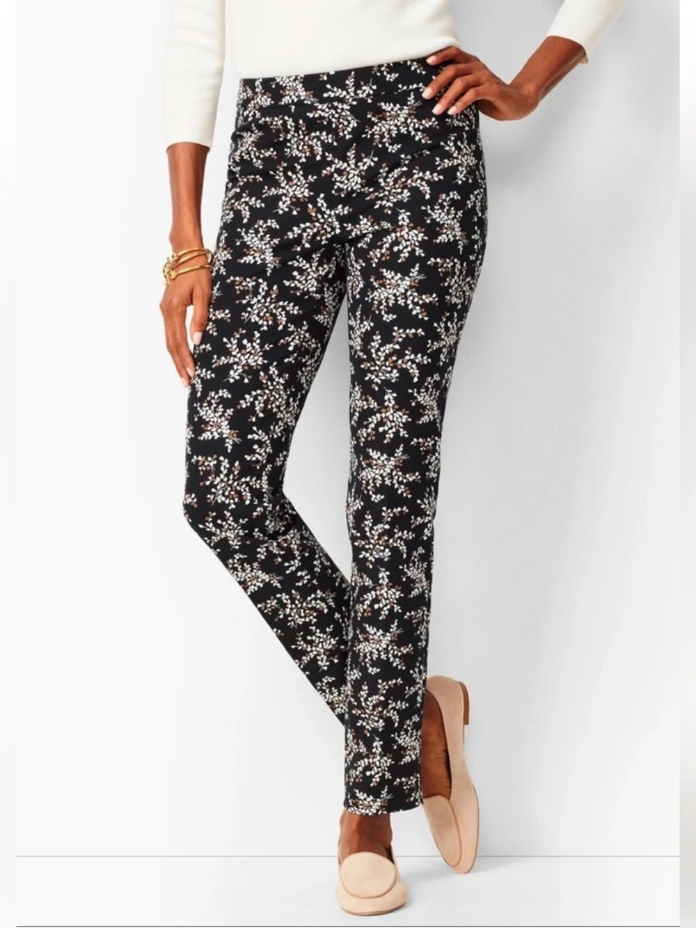 Talbots Chatham Ankle‎ Pant Black Petal Print Size 12 Casual Office Effortless