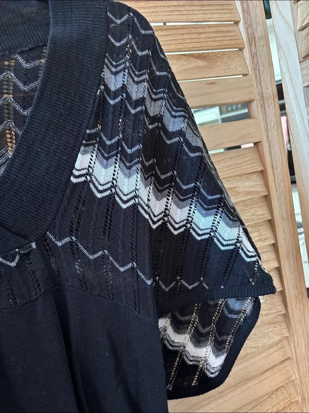 Absolutely black knit