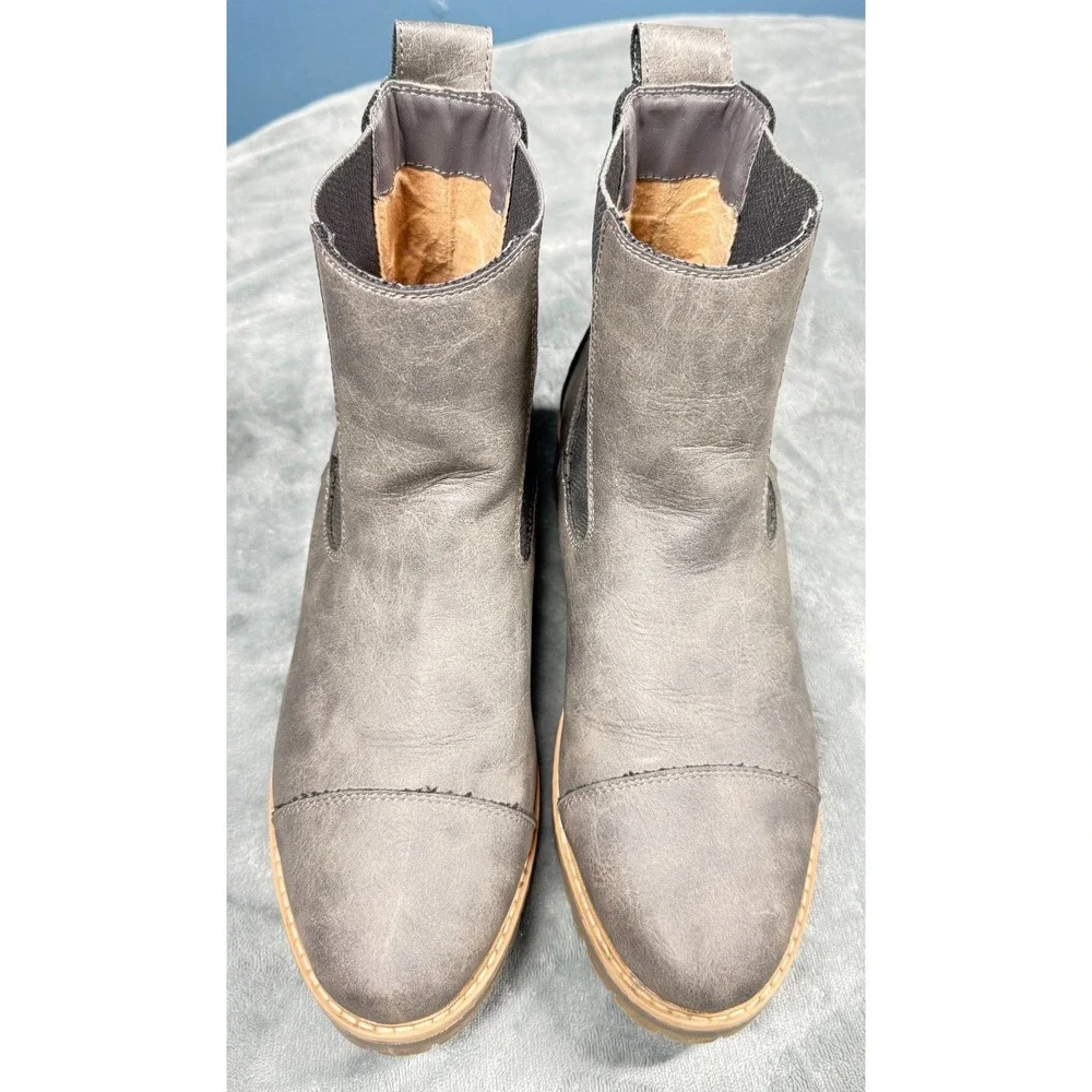 Brooklyn Chelsea Boots Womens 8.5 Gray Distressed Lug Sole Pull On Ankle