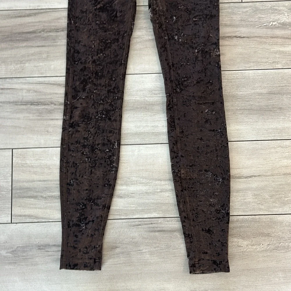 Lululemon Ready to Crush- crushed velvet leggings size 4