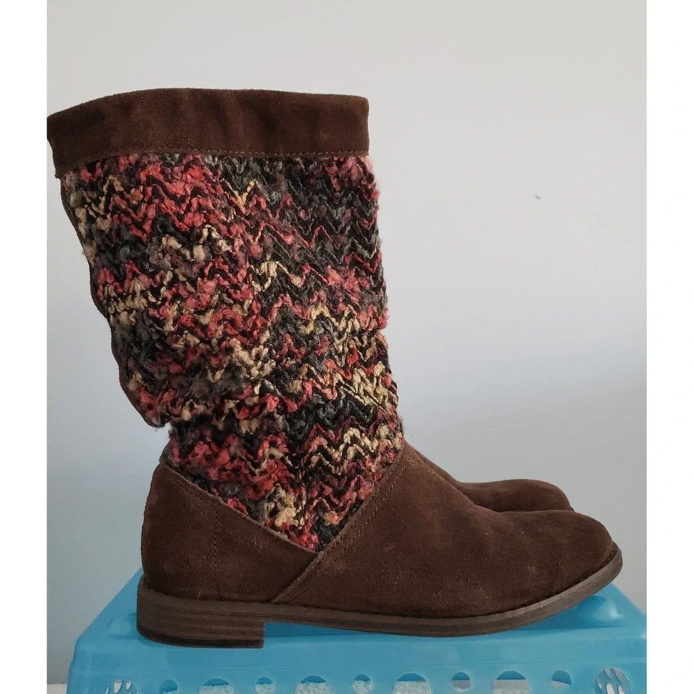 Tom Womans  Calf Boots Size 7‎