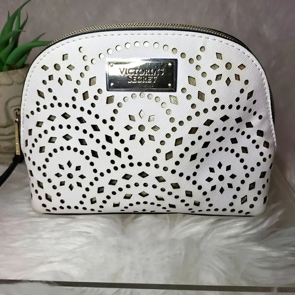 Victoria's secret makeup bag EUC! white&gold like new!