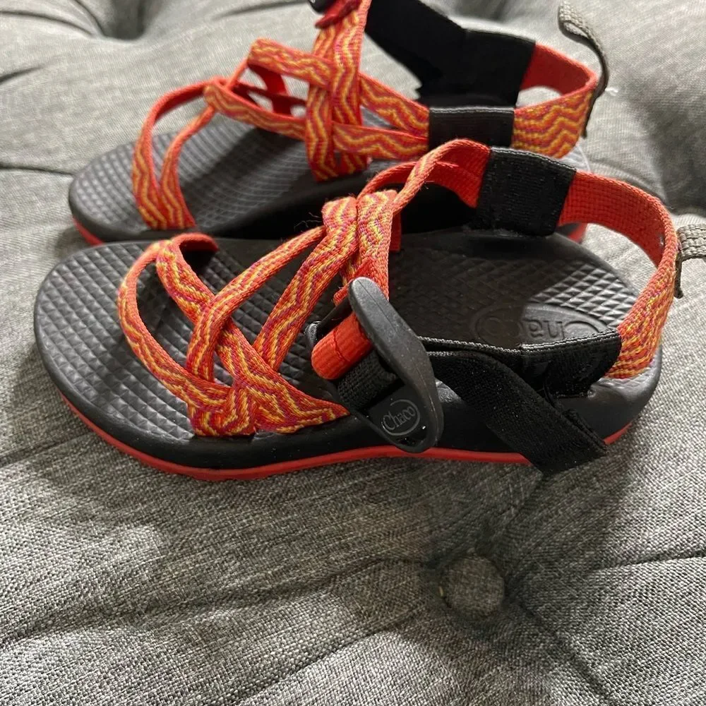 Chaco‎ ZX1 Orange Swirl Sandal Kid's SZ 11