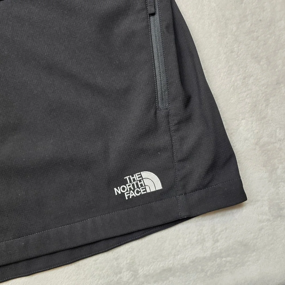 The North Face Castle Rock Soft Shell Vest Mens 2XL Co. Black Logo Full Zip‎