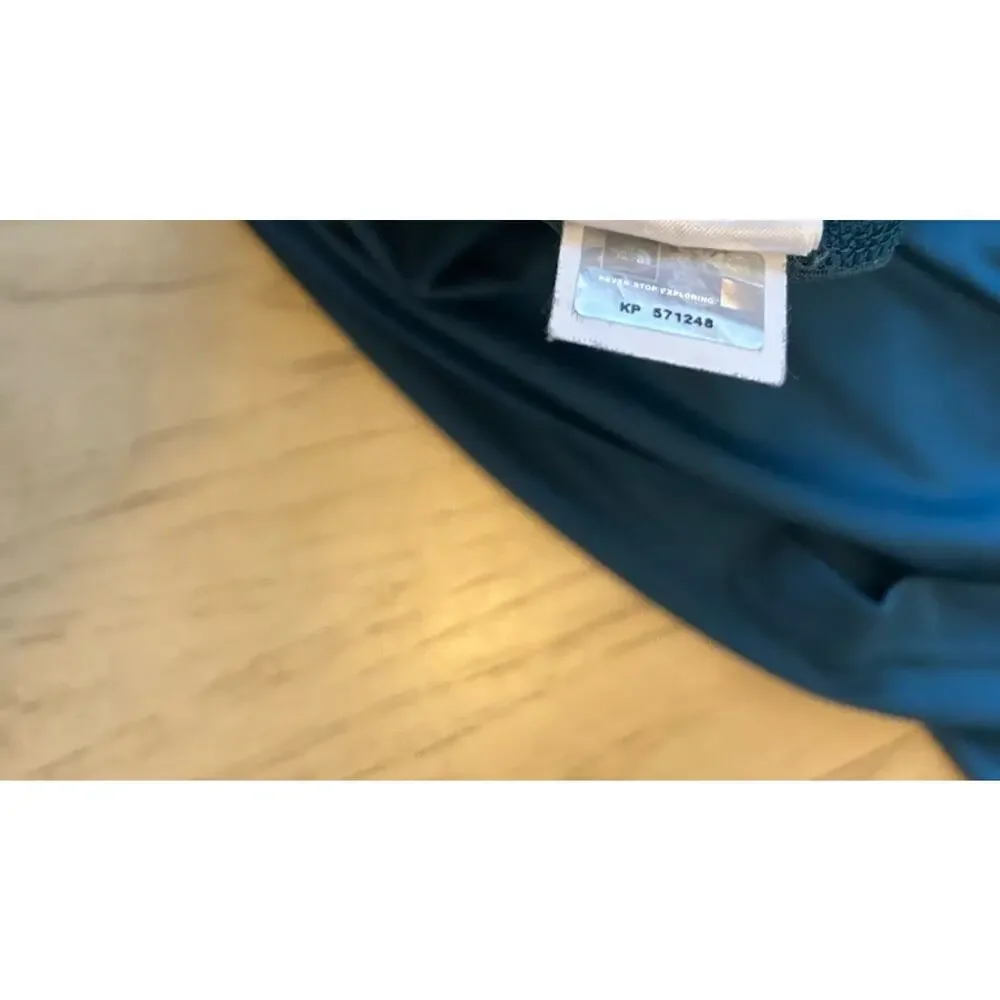 The North Face solid sleeves lightweight